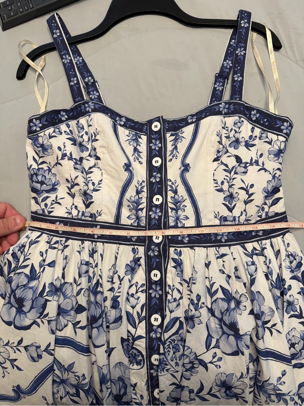 BNWT Off-White Porcelain Garden Buttoned Mini Dress size large - Picture 11 of 14